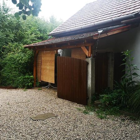 Kuti Vendeghaz Hotel Bakonykuti Екстериор снимка