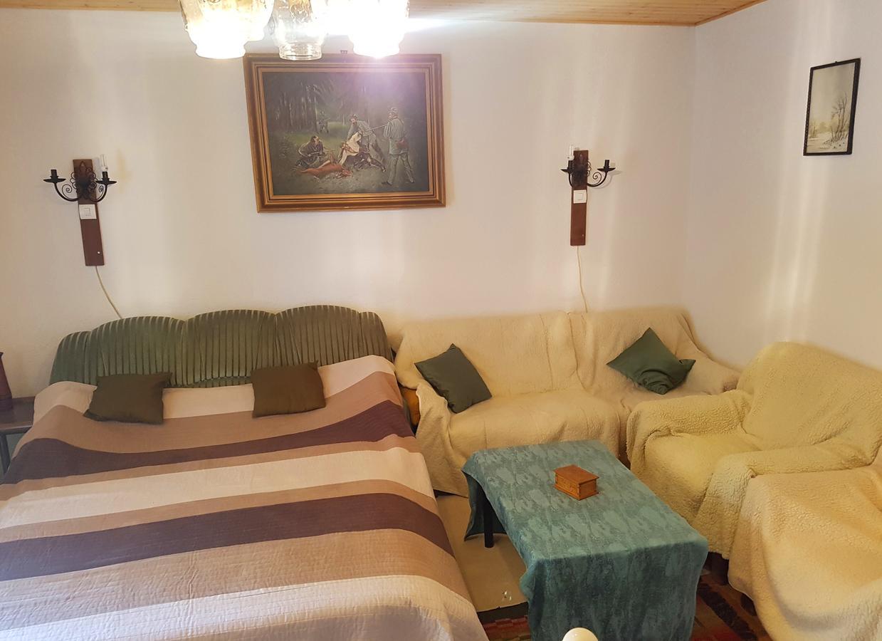 Kuti Vendeghaz Hotel Bakonykuti Екстериор снимка