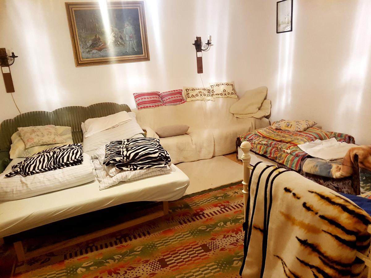 Kuti Vendeghaz Hotel Bakonykuti Екстериор снимка
