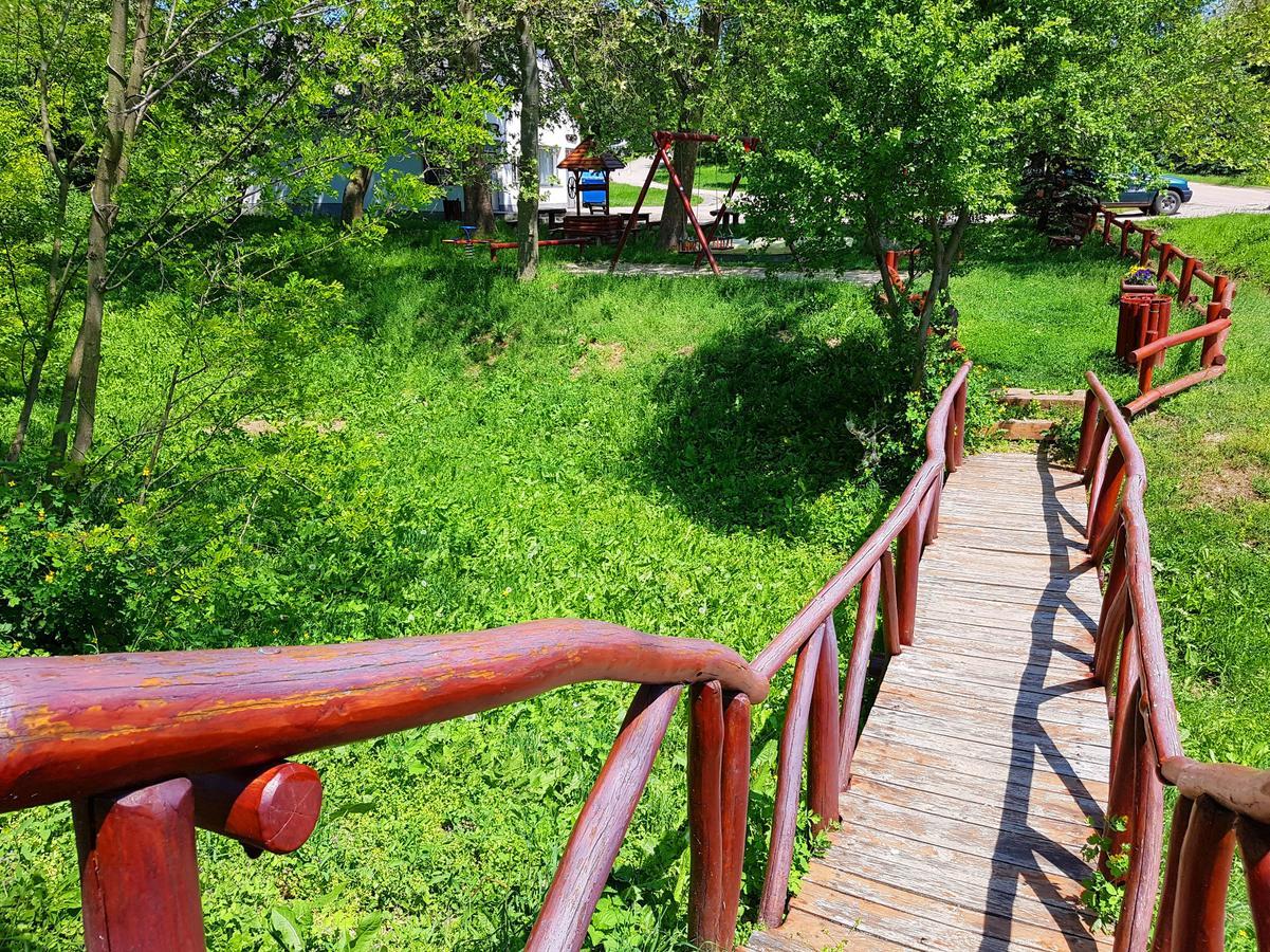 Kuti Vendeghaz Hotel Bakonykuti Екстериор снимка